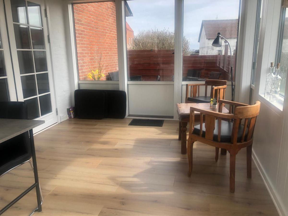 Ferienwohnung Lille Rode Hus Mando Ribe Exterior foto